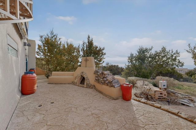 42 Cedar Hill Place NE, Albuquerque, NM 87122