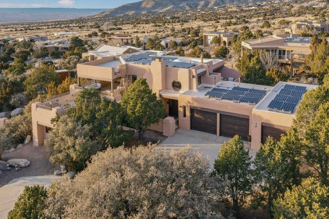 42 Cedar Hill Place NE, Albuquerque, NM 87122