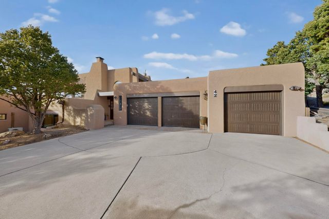 42 Cedar Hill Place NE, Albuquerque, NM 87122