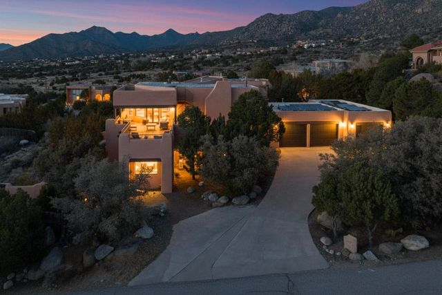 42 Cedar Hill Place NE, Albuquerque, NM 87122