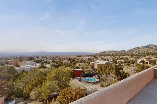 42 Cedar Hill Place NE, Albuquerque, NM 87122