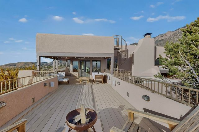 42 Cedar Hill Place NE, Albuquerque, NM 87122