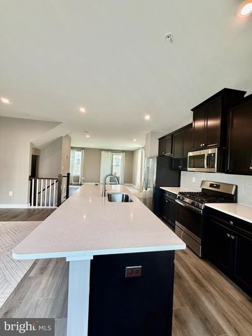 149 LAWNDALE DR, Bowie, MD 20716