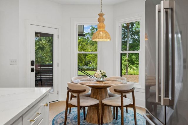 136 Etiwan Park Street, Charleston, SC 29492
