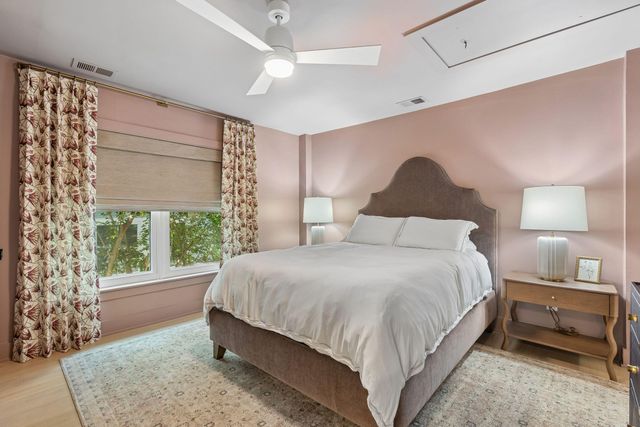 136 Etiwan Park Street, Charleston, SC 29492