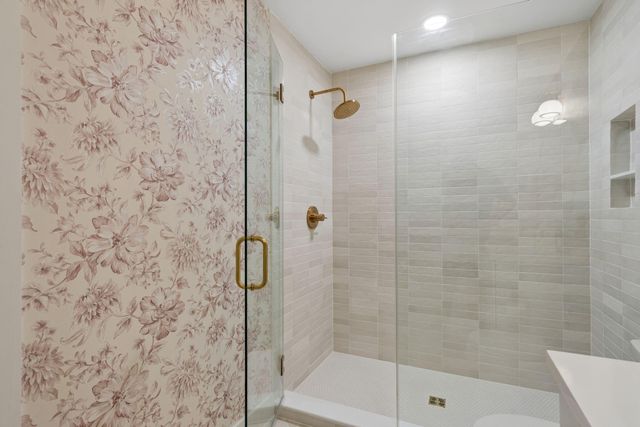 136 Etiwan Park Street, Charleston, SC 29492