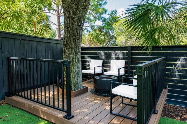 136 Etiwan Park Street, Charleston, SC 29492