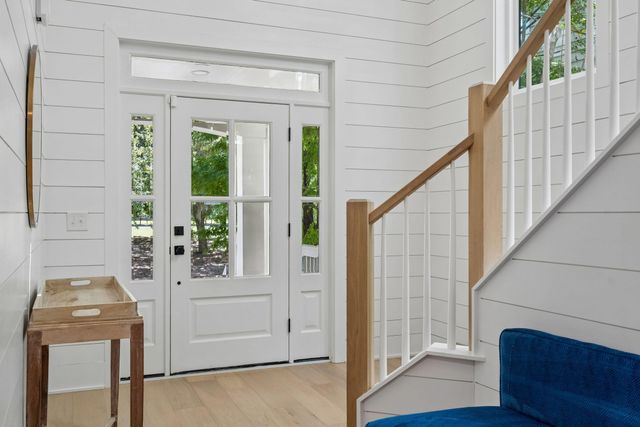 136 Etiwan Park Street, Charleston, SC 29492