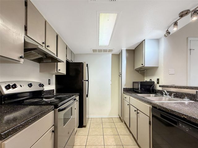 12905 Woodforest Boulevard 601, Houston, TX 77015