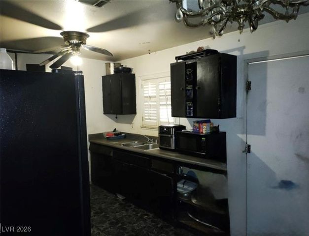 421 Miller Avenue, North Las Vegas, NV 89030