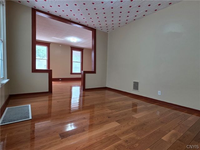 601 Eagle Street, Utica, NY 13501