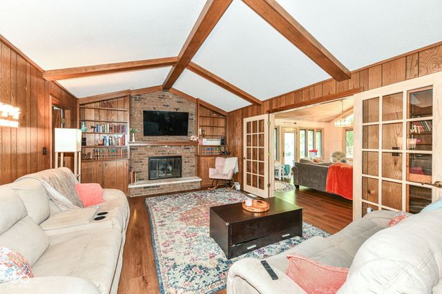 10188 E Lakeshore Drive, Carmel, IN 46033