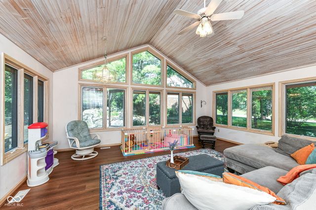 10188 E Lakeshore Drive, Carmel, IN 46033
