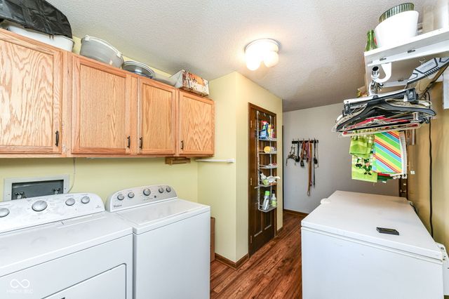 10188 E Lakeshore Drive, Carmel, IN 46033