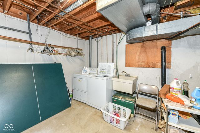 10188 E Lakeshore Drive, Carmel, IN 46033