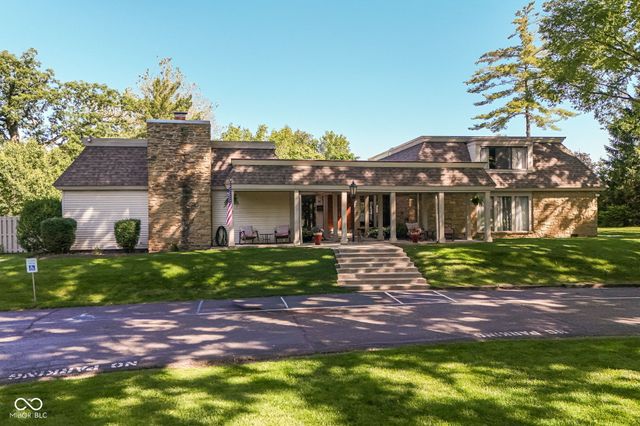 10188 E Lakeshore Drive, Carmel, IN 46033