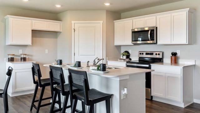 600 Maddie Lane, Tiffin, IA 52340