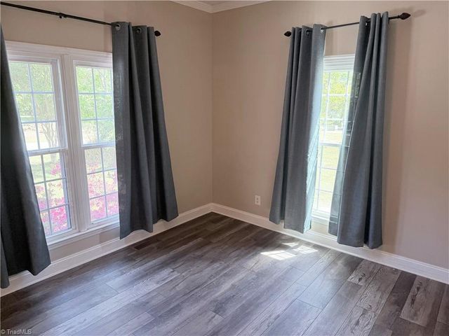 7605 Keating Drive, Oak Ridge, NC 27310