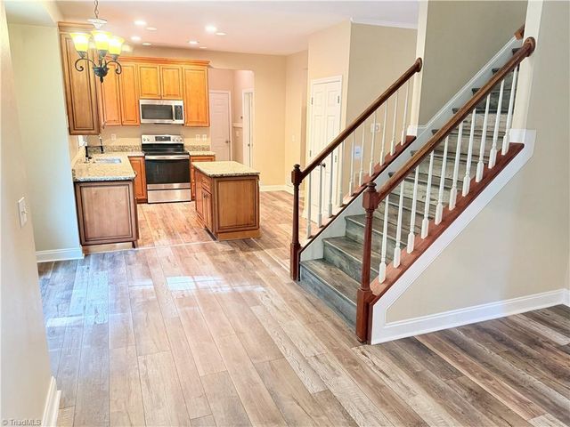 7605 Keating Drive, Oak Ridge, NC 27310