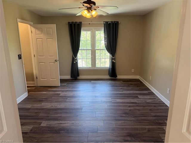 7605 Keating Drive, Oak Ridge, NC 27310