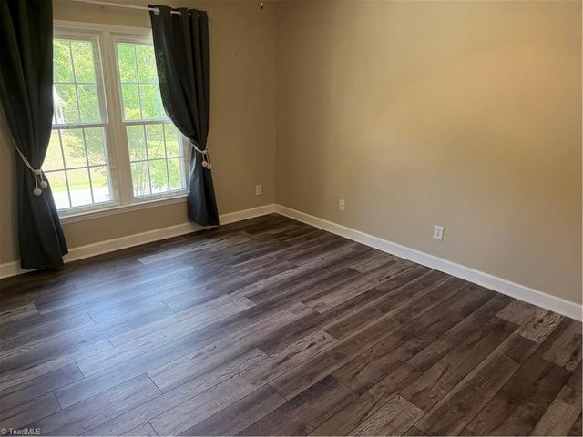 7605 Keating Drive, Oak Ridge, NC 27310