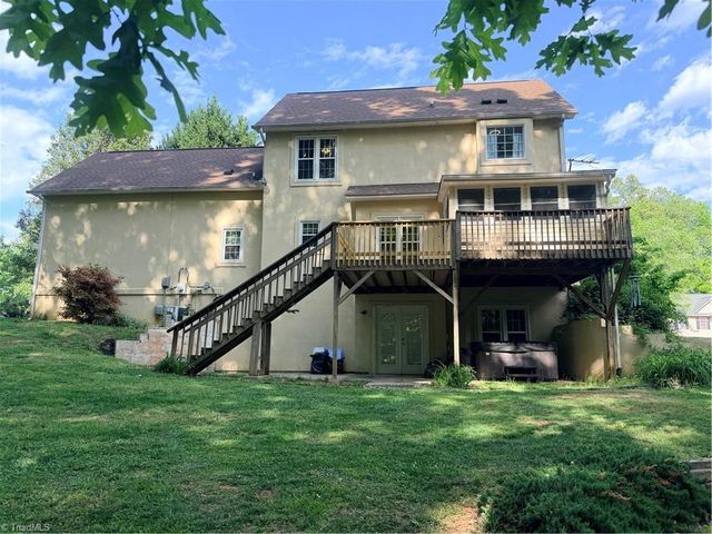 7605 Keating Drive, Oak Ridge, NC 27310