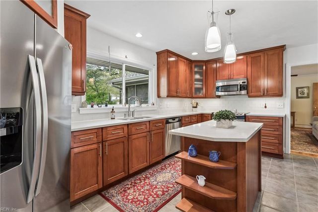 214 Nelson District RD, Yorktown, VA 23692