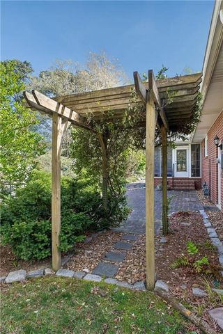 214 Nelson District RD, Yorktown, VA 23692