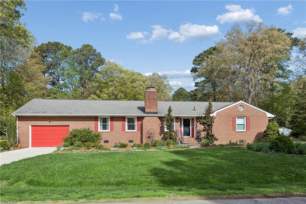 214 Nelson District RD, Yorktown, VA 23692