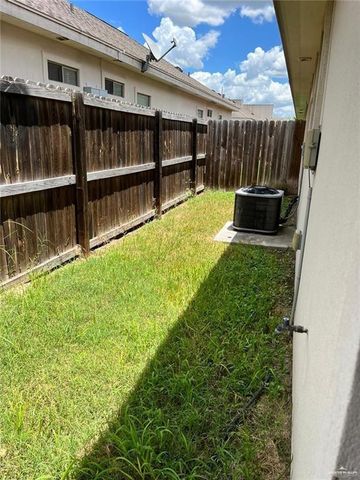2812 Sabercat Avenue 4, Edinburg, TX 78542