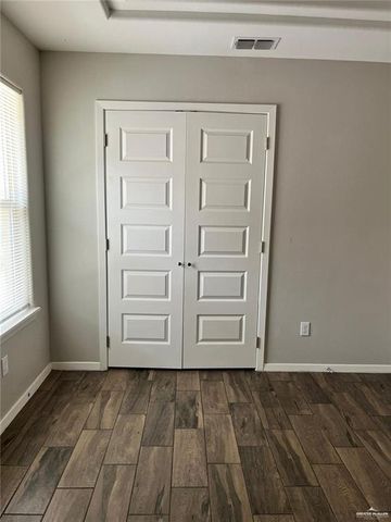 2812 Sabercat Avenue 4, Edinburg, TX 78542