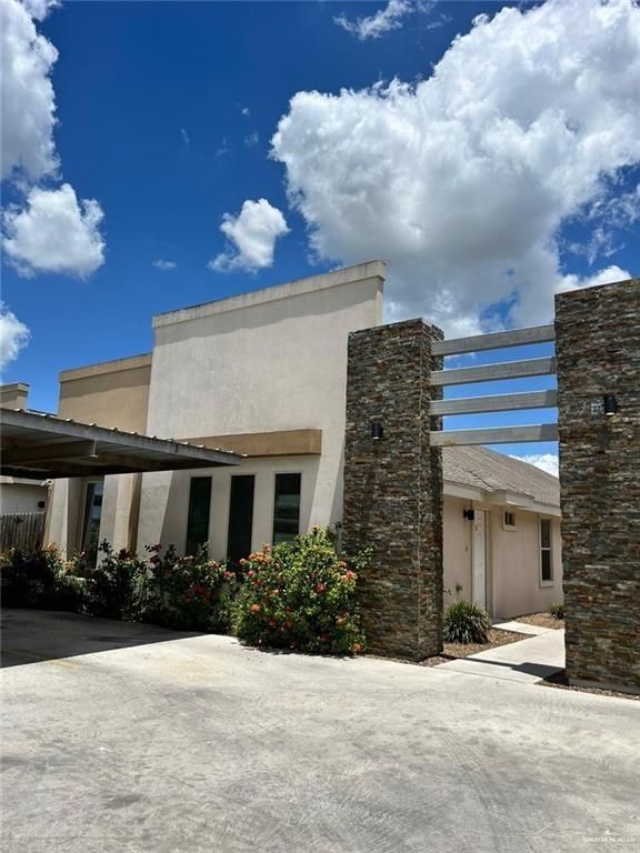2812 Sabercat Avenue 4, Edinburg, TX 78542
