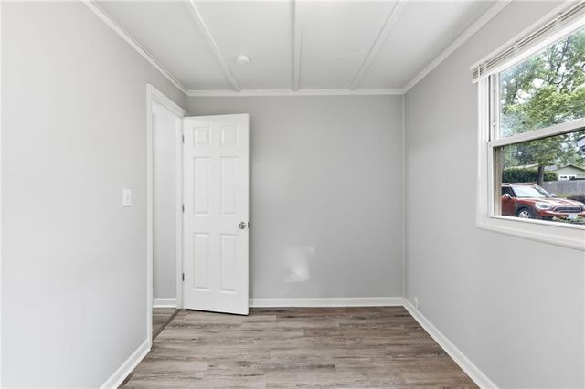 6108 N Charlotte Street, Kansas City, MO 64118