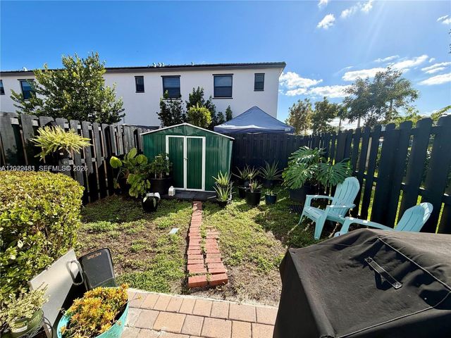 12990 SW 232nd Ln, Homestead, FL 33170