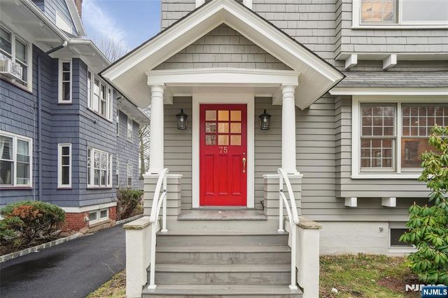 75 Central Avenue 2, Montclair, NJ 07042