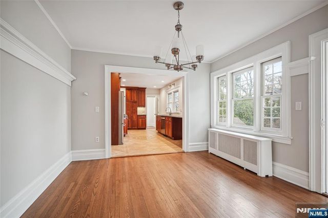 75 Central Avenue 2, Montclair, NJ 07042