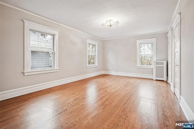 75 Central Avenue 2, Montclair, NJ 07042