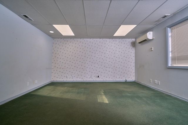 1081 Joe Wright Road, Klamath Falls, OR 97603