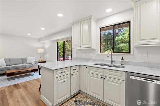 5306 162nd Place SW, Edmonds, WA 98026