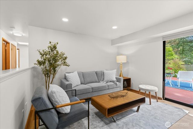 5306 162nd Place SW, Edmonds, WA 98026