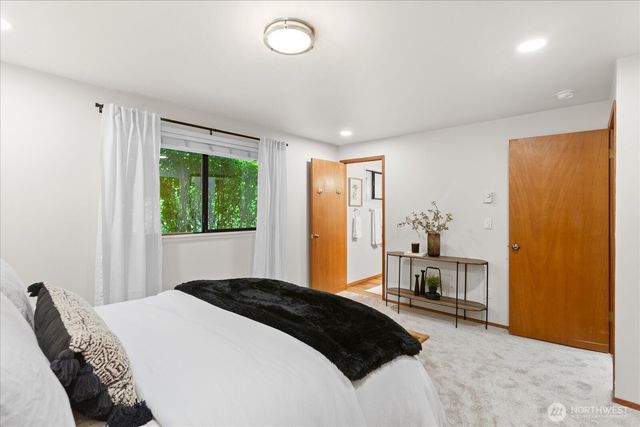 5306 162nd Place SW, Edmonds, WA 98026