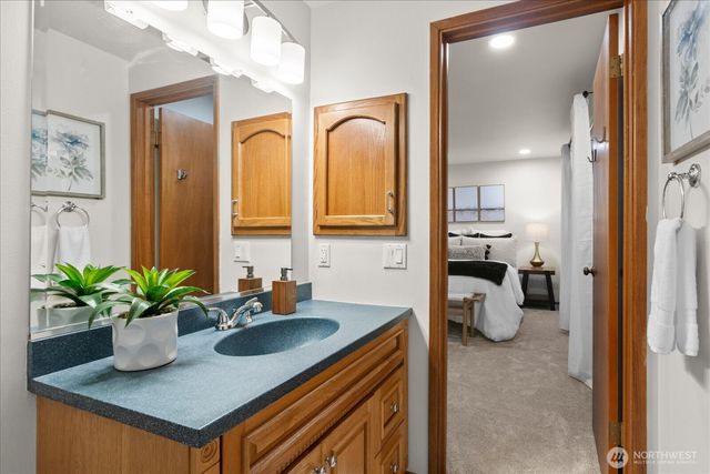 5306 162nd Place SW, Edmonds, WA 98026