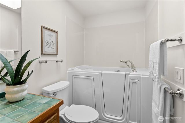 5306 162nd Place SW, Edmonds, WA 98026