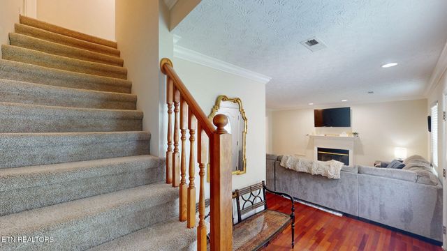 1859 Poplar Hill Rd, Knoxville, TN 37922