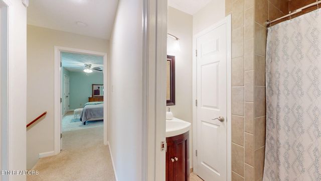 1859 Poplar Hill Rd, Knoxville, TN 37922