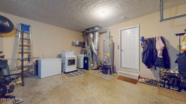 1859 Poplar Hill Rd, Knoxville, TN 37922