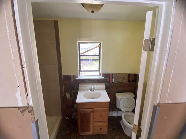 4605 Dakota Street, Dickinson, TX 77539