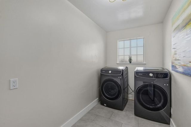 1525 Mckendrie Street, San Jose, CA 95126