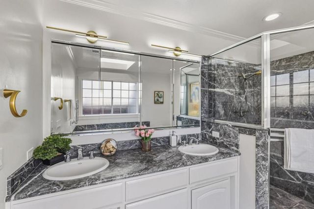 1525 Mckendrie Street, San Jose, CA 95126