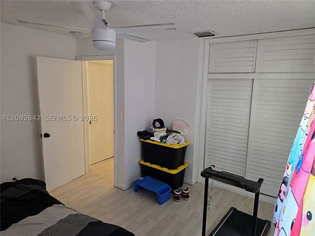 6409 Franklin St, Hollywood, FL 33024